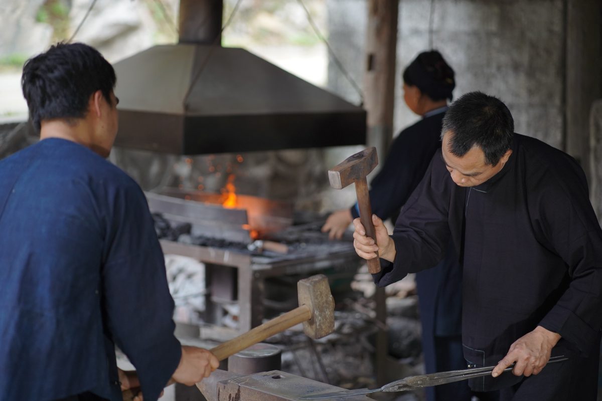 Heritedge artisans working in a Vietnamese forge